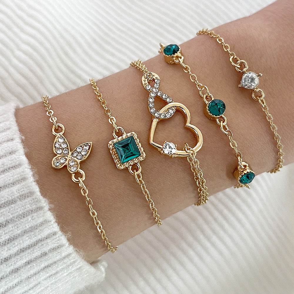 BRACELET
